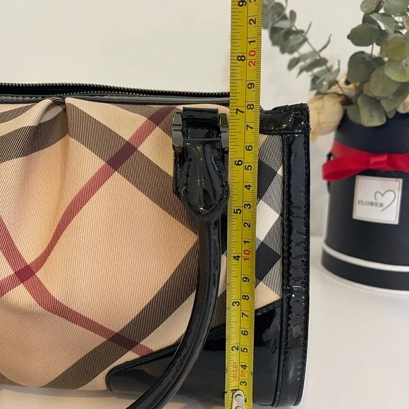 Burberry Classic Nova Check Bag Black - Picture 11 of 16